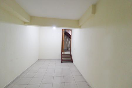 Casa à venda com 253m², 8 quartos e 5 vagas Casa à venda com 253m², 8 quartos e 5 vagasQuarto 4