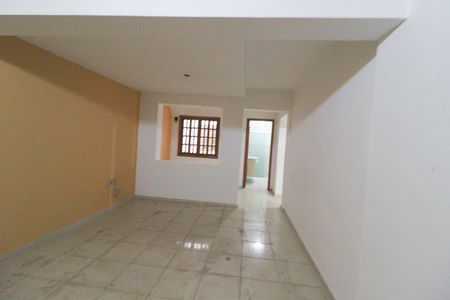 Casa à venda com 253m², 8 quartos e 5 vagas Casa à venda com 253m², 8 quartos e 5 vagasÁrea comum - Salão de festas