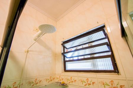 Casa à venda com 200m², 3 quartos e 4 vagas Casa à venda com 200m², 3 quartos e 4 vagasBanheiro do quarto 1