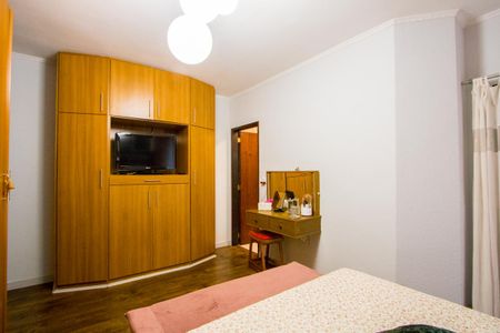 Casa à venda com 200m², 3 quartos e 4 vagas Casa à venda com 200m², 3 quartos e 4 vagasQuarto 1 - Suíte