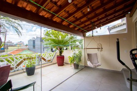 Casa à venda com 200m², 3 quartos e 4 vagas Casa à venda com 200m², 3 quartos e 4 vagasVaranda do quarto 1