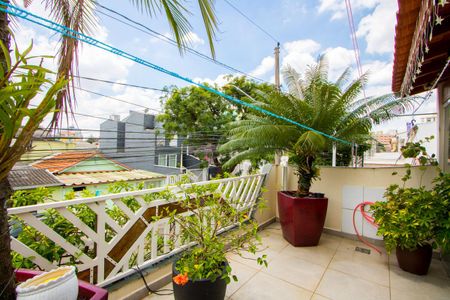 Casa à venda com 200m², 3 quartos e 4 vagas Casa à venda com 200m², 3 quartos e 4 vagasVaranda do quarto 1