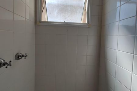 Apartamento à venda com 81m², 3 quartos e 2 vagas Apartamento à venda com 81m², 3 quartos e 2 vagasBanheiro Social