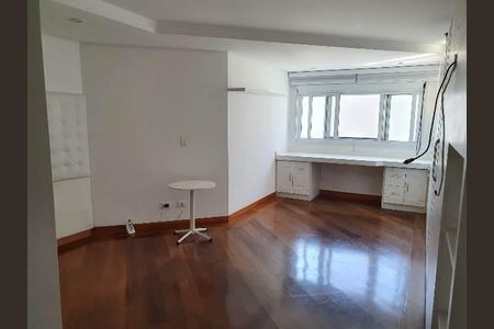 Casa de condomínio à venda com 1100m², 5 quartos e 4 vagas