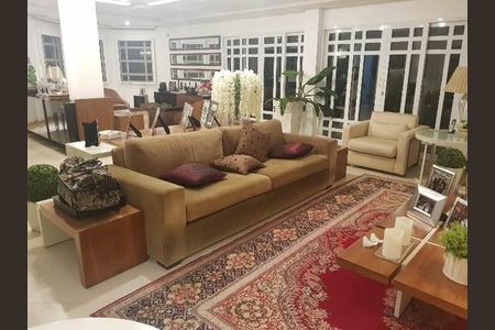 Casa de condomínio à venda com 1100m², 5 quartos e 4 vagas