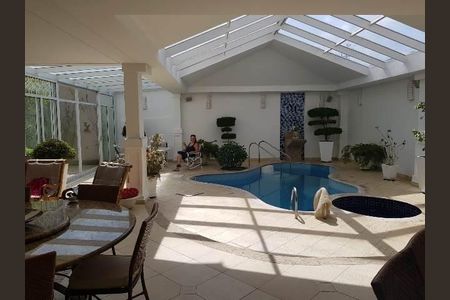 Casa de condomínio à venda com 1100m², 5 quartos e 4 vagas