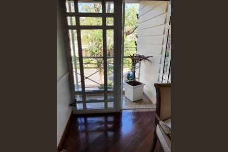 Casa de condomínio à venda com 1100m², 5 quartos e 4 vagas