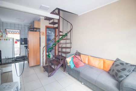 Casa de condomínio à venda com 90080m², 3 quartos e 1 vaga Casa de condomínio à venda com 90080m², 3 quartos e 1 vagaSala