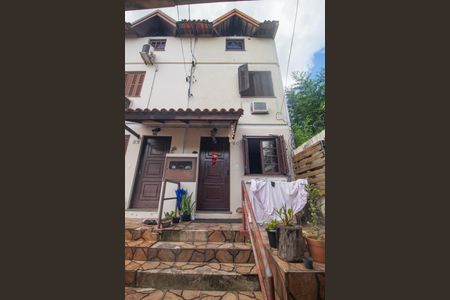 Casa de condomínio à venda com 90080m², 3 quartos e 1 vaga Casa de condomínio à venda com 90080m², 3 quartos e 1 vagaFachada