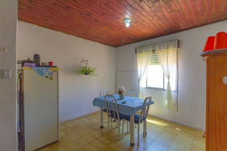 Casa à venda com 350m², 3 quartos e 3 vagas Casa à venda com 350m², 3 quartos e 3 vagasCozinha