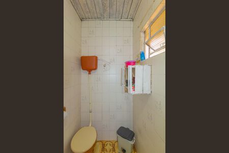 Casa à venda com 350m², 3 quartos e 3 vagas Casa à venda com 350m², 3 quartos e 3 vagasBanheiro