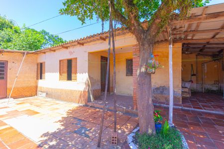 Casa à venda com 350m², 3 quartos e 3 vagas Casa à venda com 350m², 3 quartos e 3 vagasÁrea externa/Casa 2