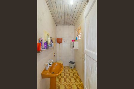 Casa à venda com 350m², 3 quartos e 3 vagas Casa à venda com 350m², 3 quartos e 3 vagasBanheiro