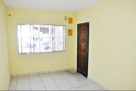 Casa à venda com 194m², 4 quartos e 1 vaga Casa à venda com 194m², 4 quartos e 1 vagaDetalhe - Sala