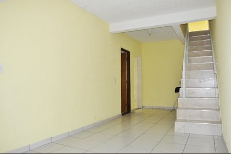 Casa à venda com 194m², 4 quartos e 1 vaga Casa à venda com 194m², 4 quartos e 1 vagaDetalhe - Sala