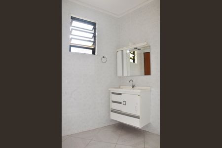 Casa à venda com 194m², 4 quartos e 1 vaga Casa à venda com 194m², 4 quartos e 1 vagaDetalhe - Banheiro Social