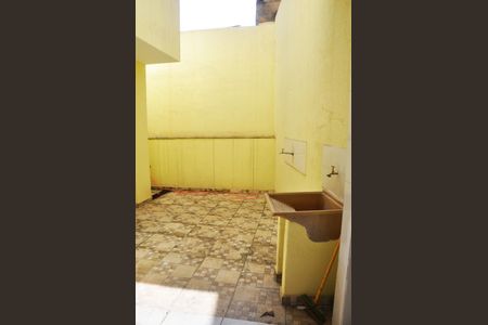 Casa à venda com 194m², 4 quartos e 1 vaga Casa à venda com 194m², 4 quartos e 1 vagaDetalhe - Área de Serviço