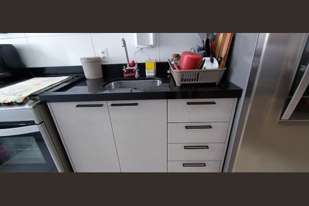 Apartamento à venda com 44m², 2 quartos e 1 vaga Apartamento à venda com 44m², 2 quartos e 1 vagaCozinha