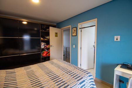 Casa à venda com 200m², 3 quartos e 4 vagas Casa à venda com 200m², 3 quartos e 4 vagasQuarto 3