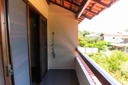 Casa de condomínio à venda com 456m², 6 quartos e 5 vagas Casa de condomínio à venda com 456m², 6 quartos e 5 vagasVaranda da Suíte 3