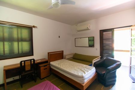 Casa de condomínio à venda com 456m², 6 quartos e 5 vagas Casa de condomínio à venda com 456m², 6 quartos e 5 vagasCasa 2 Suíte 2