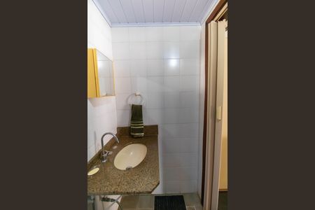 Casa de condomínio à venda com 456m², 6 quartos e 5 vagas Casa de condomínio à venda com 456m², 6 quartos e 5 vagasBanheiro de serviço