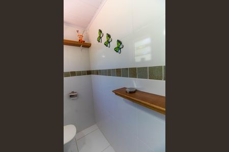 Casa de condomínio à venda com 456m², 6 quartos e 5 vagas Casa de condomínio à venda com 456m², 6 quartos e 5 vagasLavabo