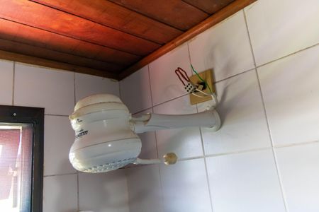 Casa de condomínio à venda com 456m², 6 quartos e 5 vagas Casa de condomínio à venda com 456m², 6 quartos e 5 vagasBanheiro da Suíte 2