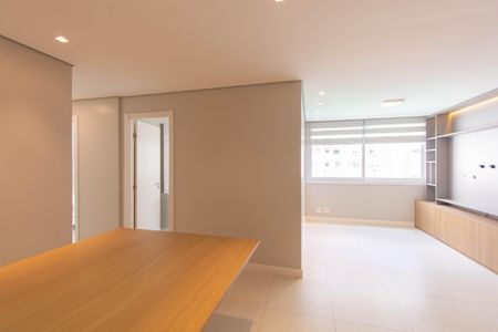 Apartamento à venda com 78m², 3 quartos e 1 vaga Apartamento à venda com 78m², 3 quartos e 1 vagaSala