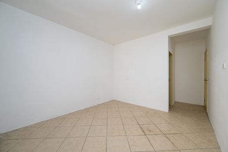 Casa à venda com 180m², 3 quartos e 2 vagas Casa à venda com 180m², 3 quartos e 2 vagasSala