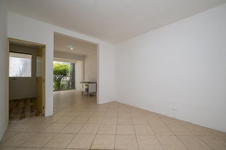 Casa à venda com 180m², 3 quartos e 2 vagas Casa à venda com 180m², 3 quartos e 2 vagasSala