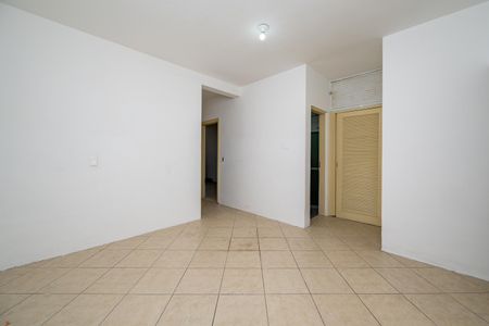 Casa à venda com 180m², 3 quartos e 2 vagas Casa à venda com 180m², 3 quartos e 2 vagasSala