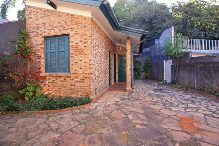 Casa à venda com 250m², 3 quartos e 2 vagas