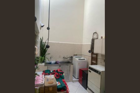 Casa à venda com 143m², 3 quartos e 2 vagas