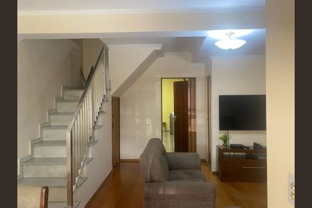 Casa à venda com 143m², 3 quartos e 2 vagas