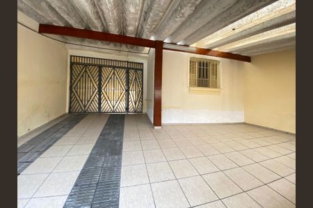 Casa à venda com 224m², 3 quartos e 4 vagas