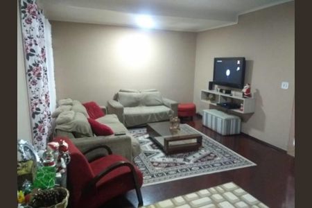 Casa à venda com 202m², 4 quartos e 3 vagas