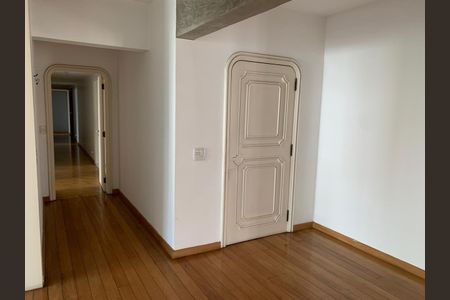 Apartamento à venda com 333m², 4 quartos e 4 vagas Apartamento à venda com 333m², 4 quartos e 4 vagasFoto 07