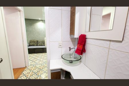 Apartamento à venda com 45m², 2 quartos e 1 vaga Apartamento à venda com 45m², 2 quartos e 1 vagaBanheiro