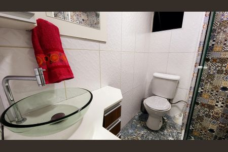 Apartamento à venda com 45m², 2 quartos e 1 vaga Apartamento à venda com 45m², 2 quartos e 1 vagaBanheiro