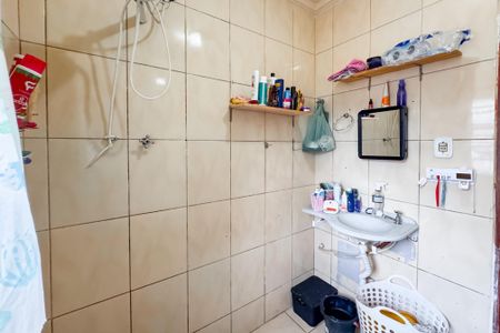 Casa à venda com 90m², 2 quartos e sem vaga Casa à venda com 90m², 2 quartos e sem vagaBanheiro