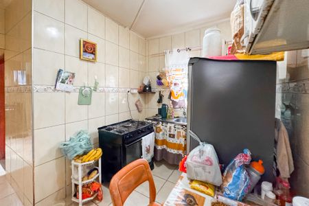 Casa à venda com 90m², 2 quartos e sem vaga Casa à venda com 90m², 2 quartos e sem vagaCozinha