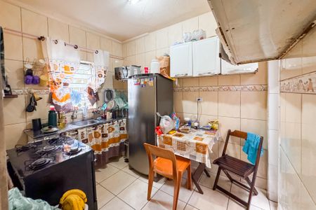 Casa à venda com 90m², 2 quartos e sem vaga Casa à venda com 90m², 2 quartos e sem vagaCozinha