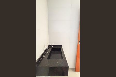 Apartamento para alugar com 58m², 2 quartos e 1 vaga Apartamento para alugar com 58m², 2 quartos e 1 vagaBanheiro