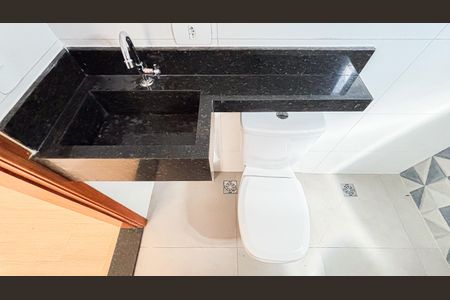 Apartamento para alugar com 58m², 2 quartos e 1 vaga Apartamento para alugar com 58m², 2 quartos e 1 vagaBanheiro da Suíte