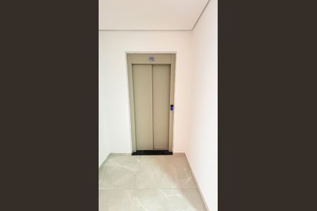 Apartamento para alugar com 58m², 2 quartos e 1 vaga Apartamento para alugar com 58m², 2 quartos e 1 vagaElevador