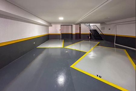 Apartamento para alugar com 115m², 2 quartos e 1 vaga Apartamento para alugar com 115m², 2 quartos e 1 vagaGaragem