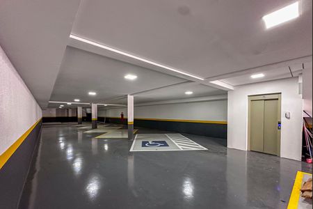 Apartamento para alugar com 115m², 2 quartos e 1 vaga Apartamento para alugar com 115m², 2 quartos e 1 vagaGaragem