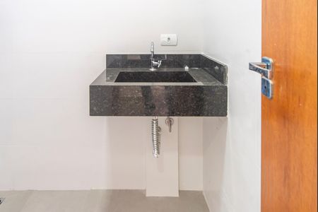 Apartamento para alugar com 115m², 2 quartos e 1 vaga Apartamento para alugar com 115m², 2 quartos e 1 vagaBanheiro