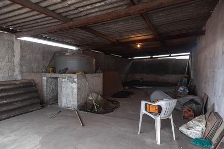 Casa à venda com 165m², 4 quartos e 2 vagas Casa à venda com 165m², 4 quartos e 2 vagasQuintal